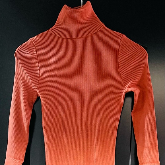 Orange Ribbed Knit Dress - Picture 2 of 9